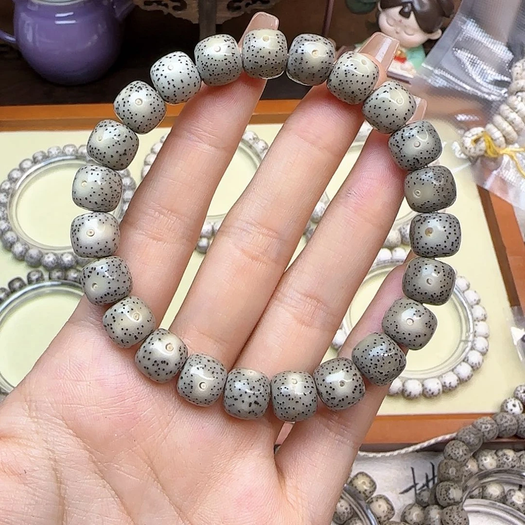 星月菩提手串石玉糯冰打灯玉化小细星10×9