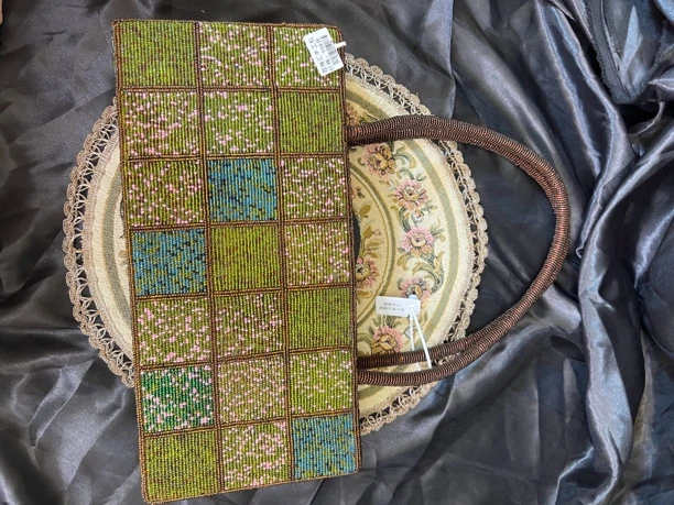 百格汇中古手工串珠托特包A131