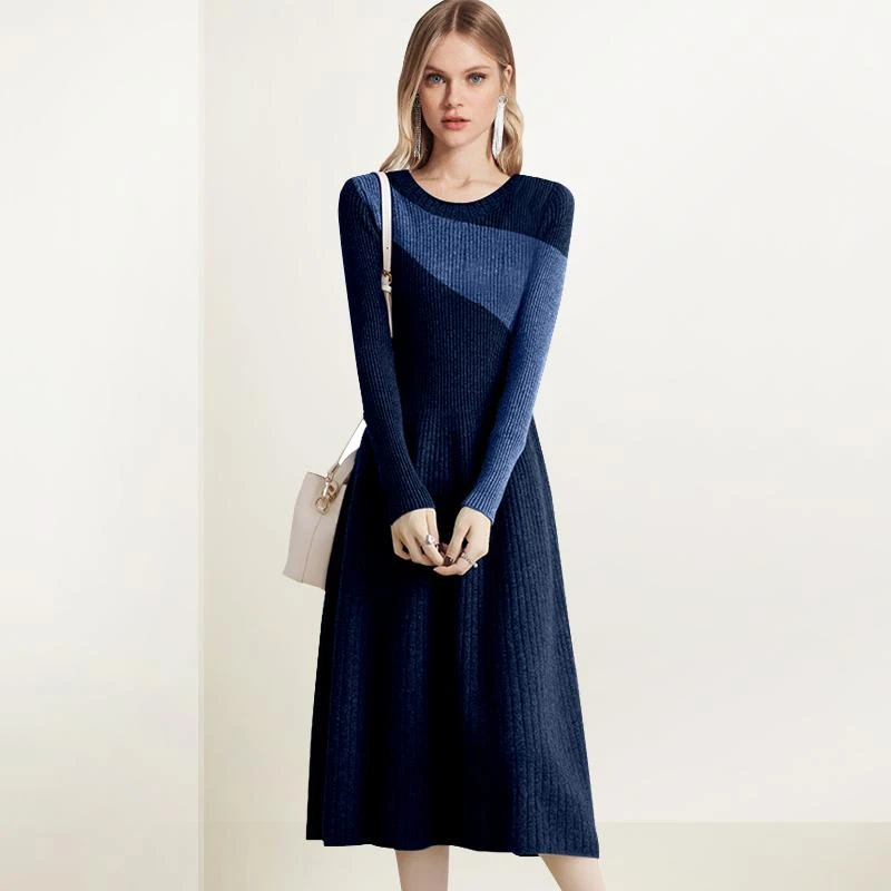 圆领针织连衣裙女2025年冬新款气质显瘦中长款洋气撞色拼接毛衣裙