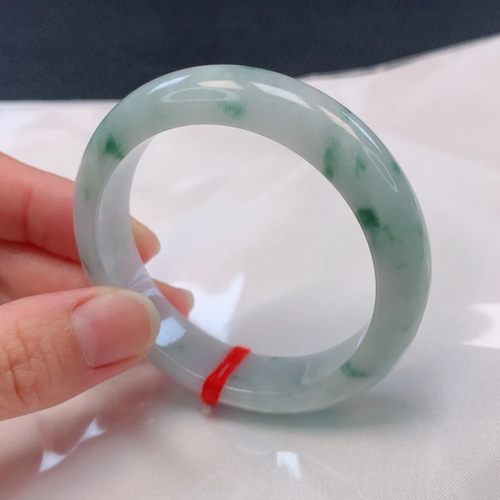 【闪购商品】翡翠手镯未镶嵌52圈口