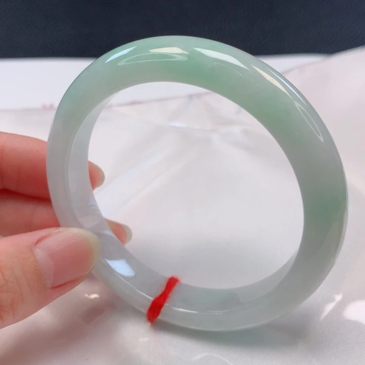 【闪购商品】翡翠手镯未镶嵌58。59