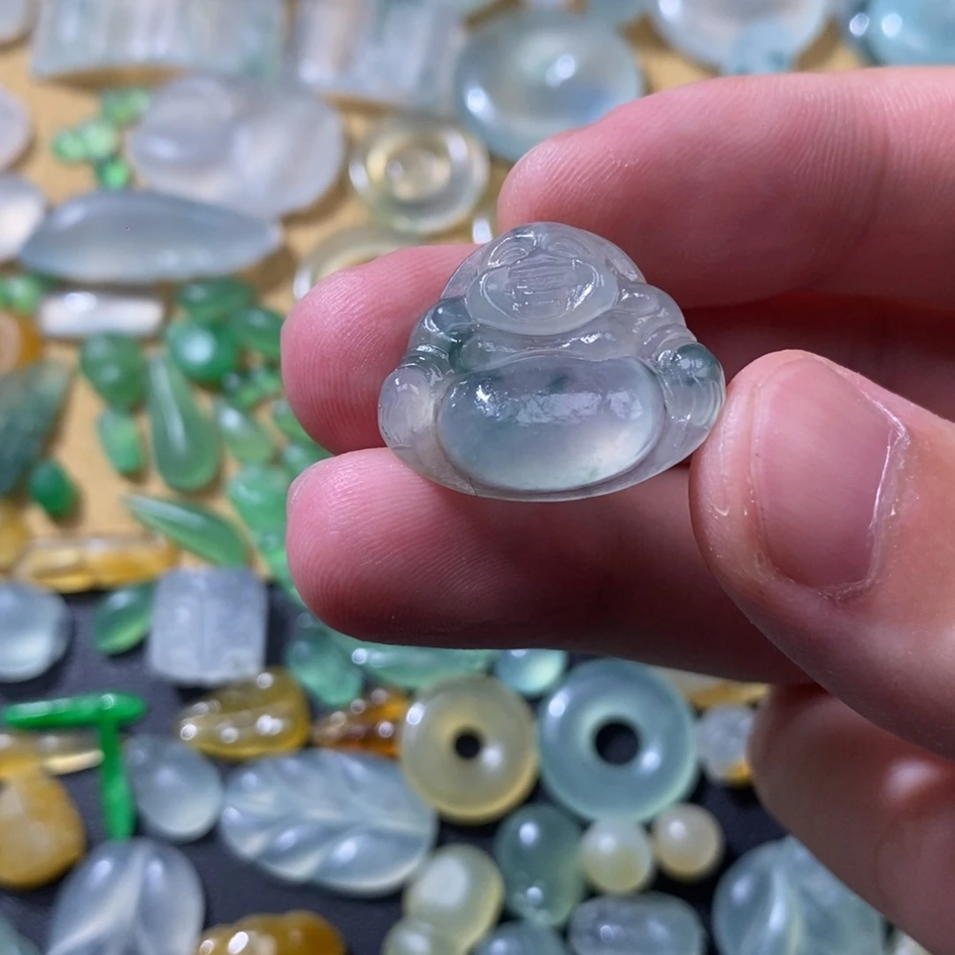 定制翡翠未镶嵌翡翠