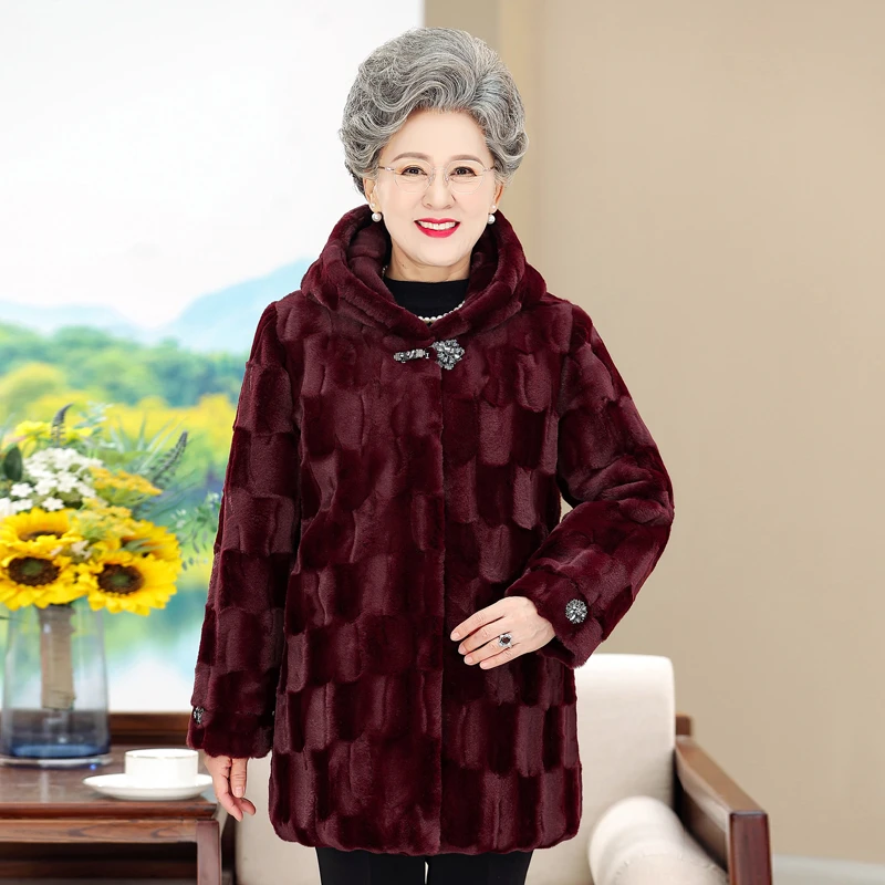 奶奶冬装中老年人连帽仿皮草外套女妈妈装大衣夹棉老人保暖绒衣服