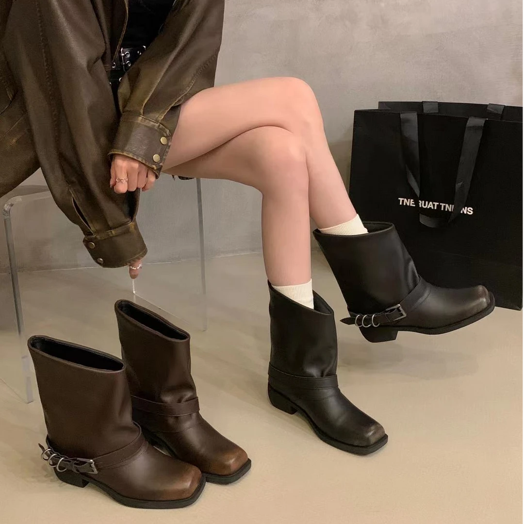 （现）韩版新款方头短靴设计感软底时尚百搭短靴YN2098-1(no退no换）