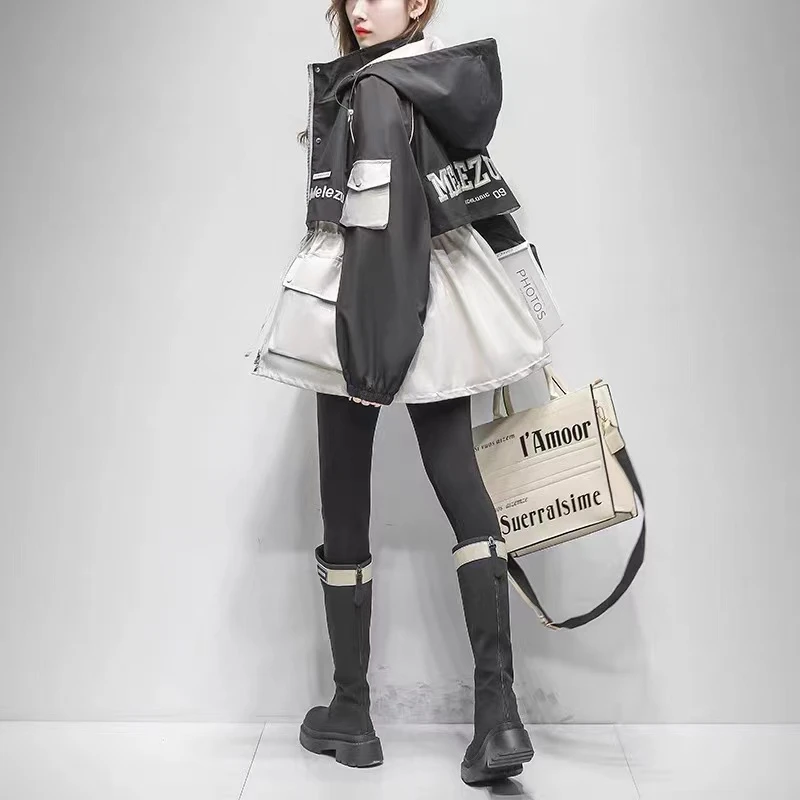 大码女装秋装新款风衣外套胖妹妹中长款连帽冲锋衣拼接宽松休闲