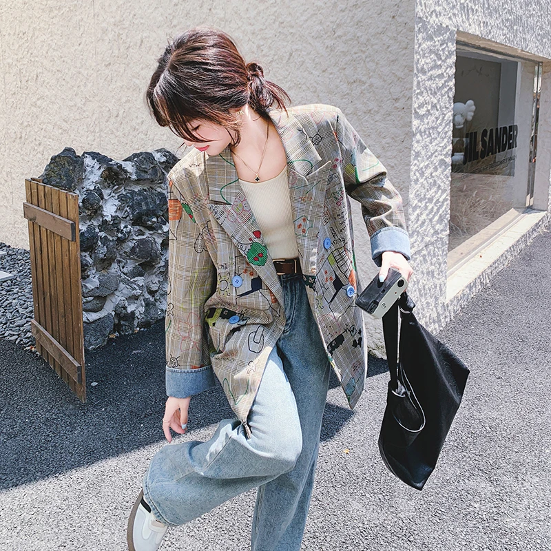 涂鸦印花格子西装外套女秋季2025新款网红爆款设计感小众炸街西服