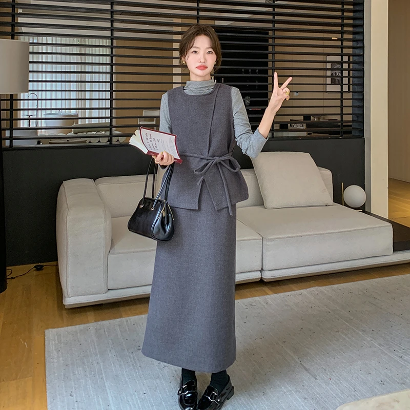 深灰色氛围感毛呢套装裙女秋冬季2025新款打底衣马甲半身裙三件套