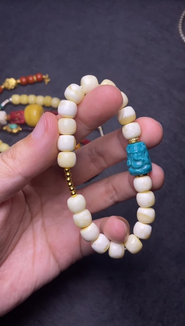 【闪购商品】琥珀颈饰未镶嵌定制款蜜蜡手串