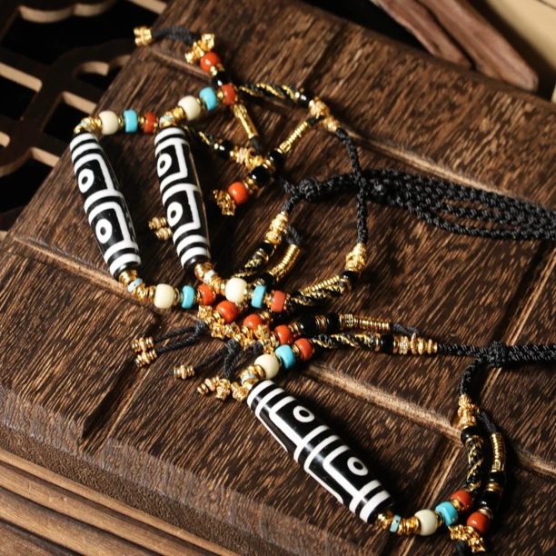 手工设计横版小卢黑白地门四玛瑙项链多样性发一