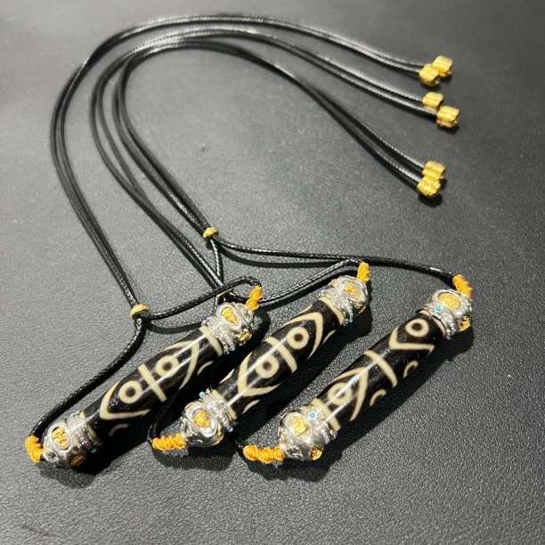 手工设计横版银镶八y玛瑙项链多样性发货发一个