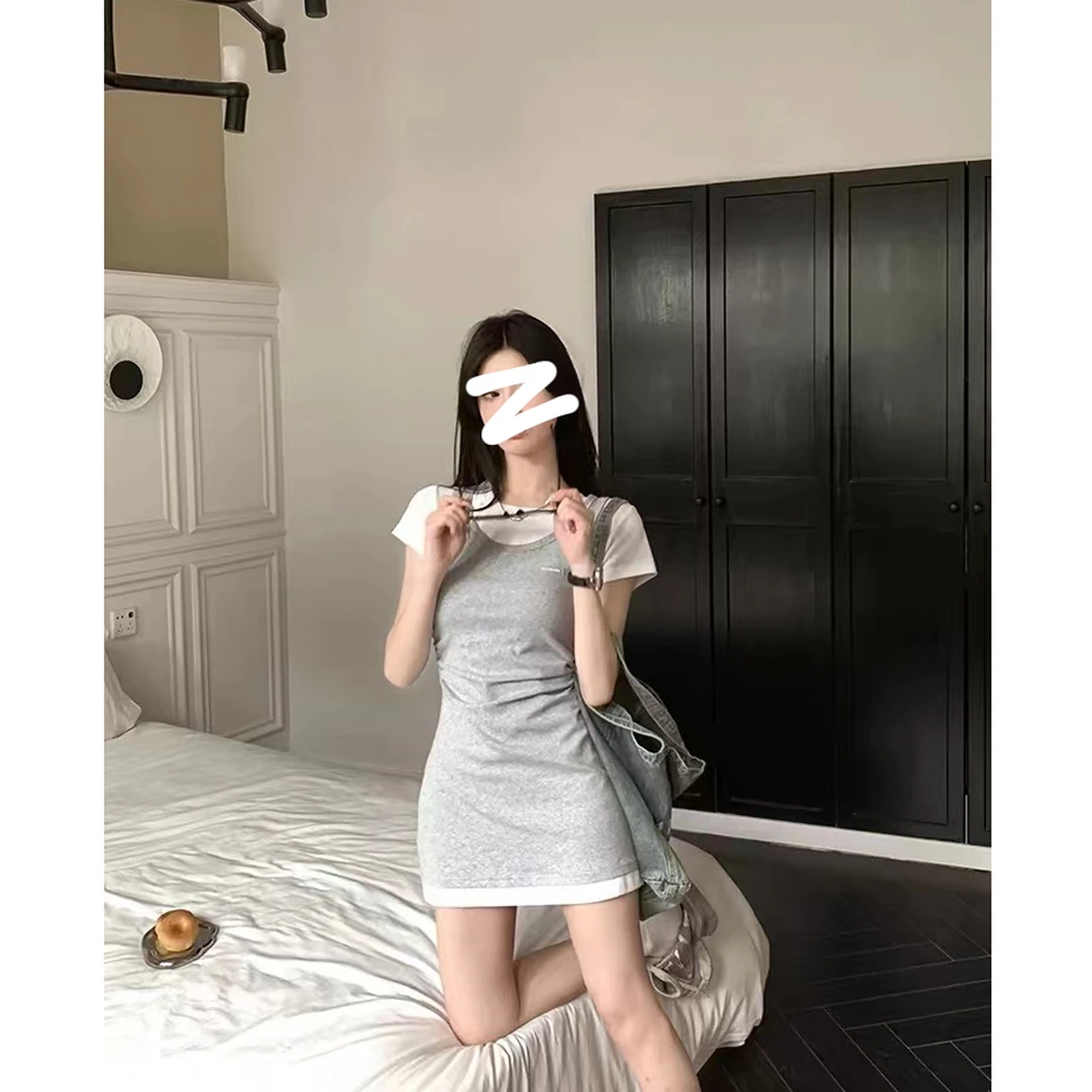 新款假两件夏季气质显瘦设计感撞色短袖辣妹连衣裙修身百搭短裙女