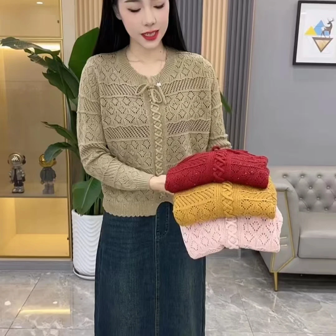 新款秋冬圆领针织衫镂空针织衫妈妈装套头休闲宽松长袖百搭针织衫