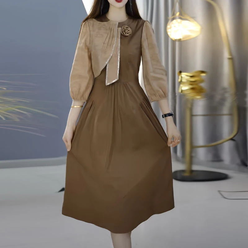 高端时尚七分袖连衣裙女2024春秋季新款女士气质收腰显瘦遮肉裙子