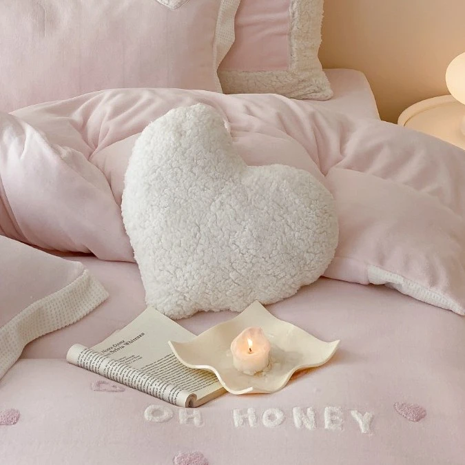 小甜心爱心抱枕