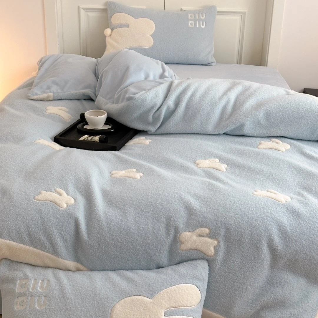 阿尔卑斯丨秋冬加厚仿羊绒贴布绣小清新可爱舒适透气保暖四件套