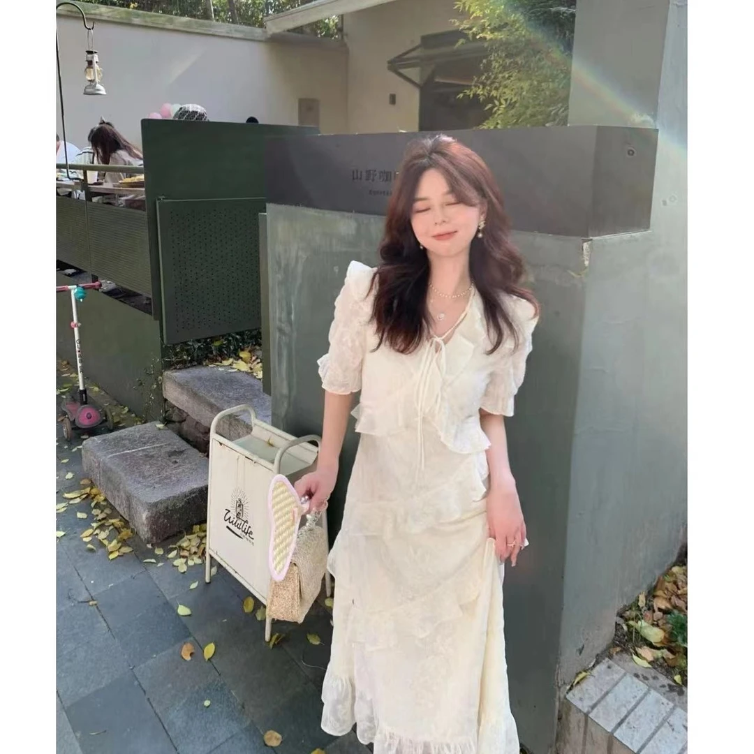 金蘑菇菇【花季蜜语】荷叶边v领抽绳设计短/长裙 碎花连衣裙女