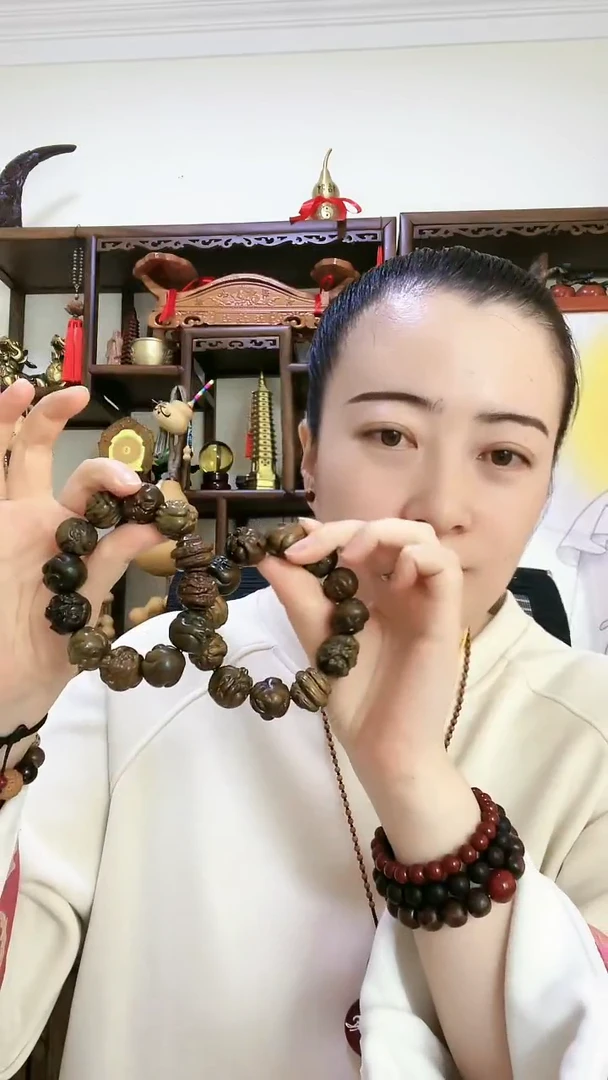 【闪购商品】檀木木雕绿檀十二生肖手串