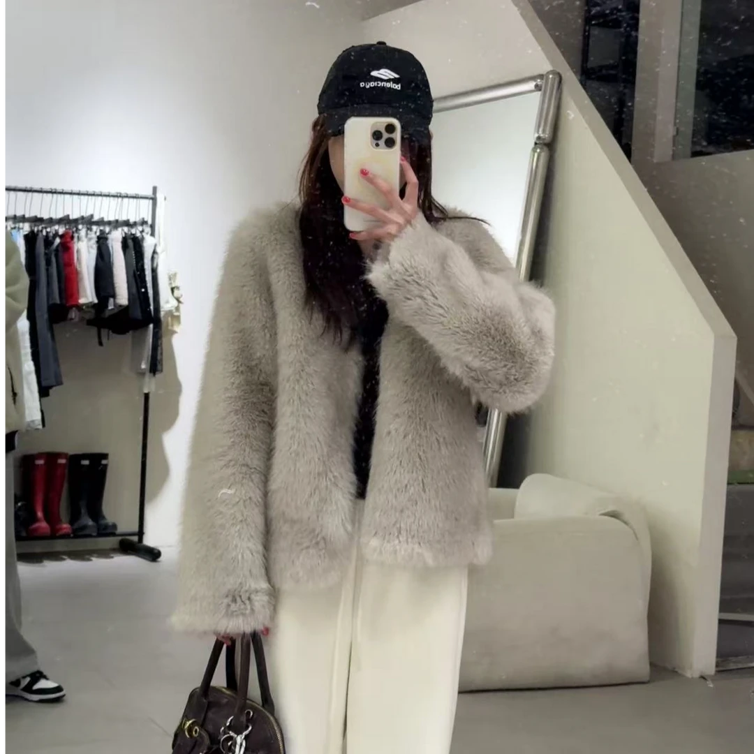 M自制【白雪公主】奶灰色一件过冬大牌毛毛外套