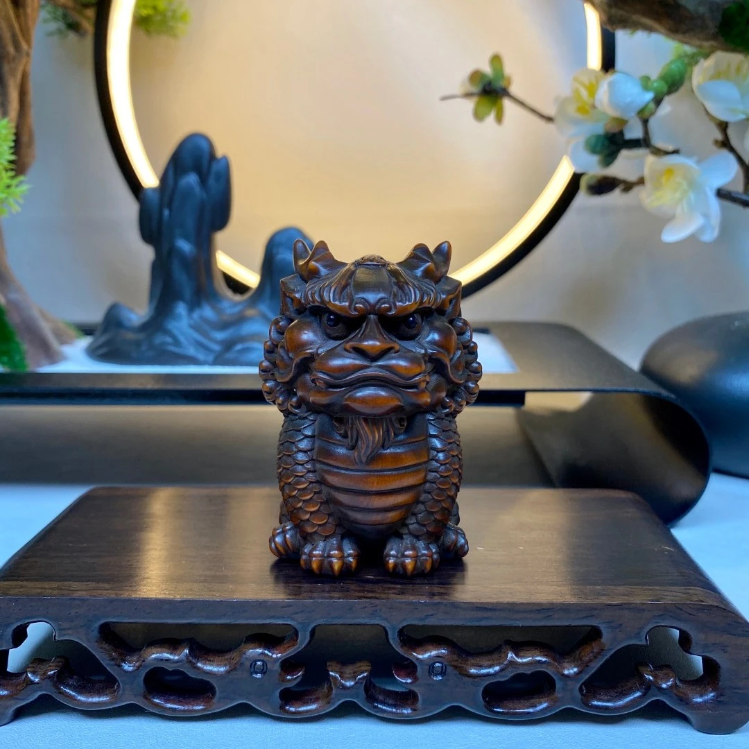 黄杨木仿古呆萌龙手把件 摆件