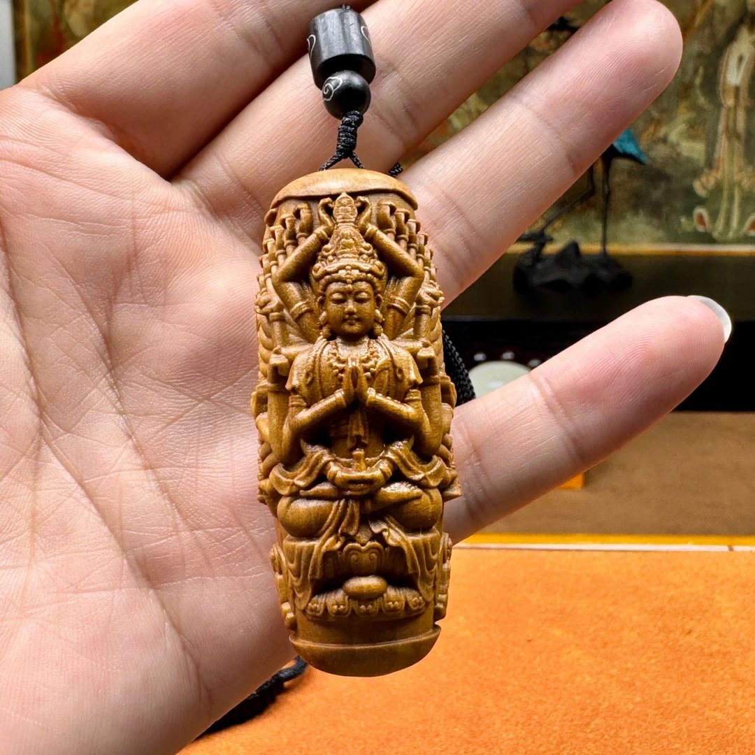 奶香檀十二生肖八大守护佛挂件吊坠6公分