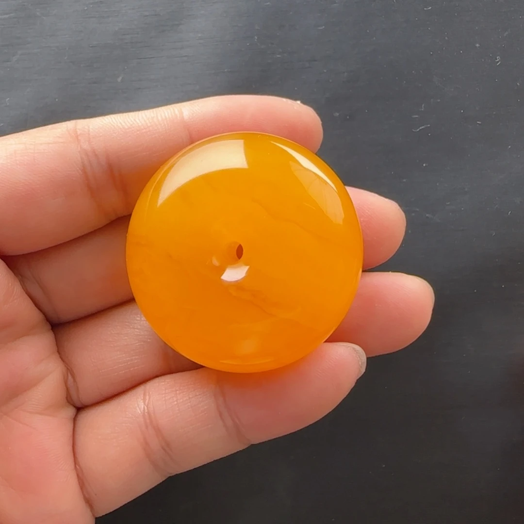 蜜蜡颈饰未镶嵌焦皮高品质红扣子