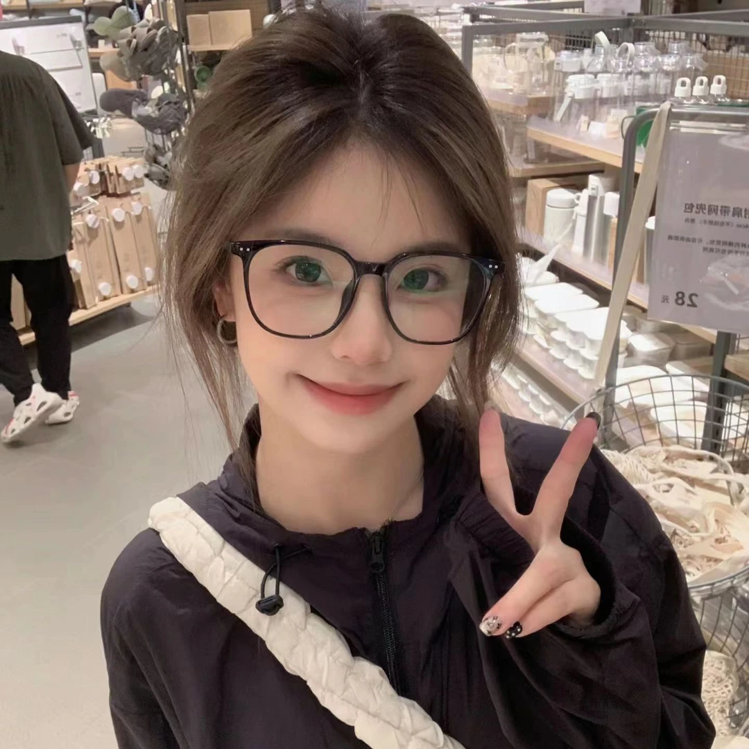 小红书爆款可爱系自拍神器显脸瘦眼镜男女高颜值百搭眼镜框架网红