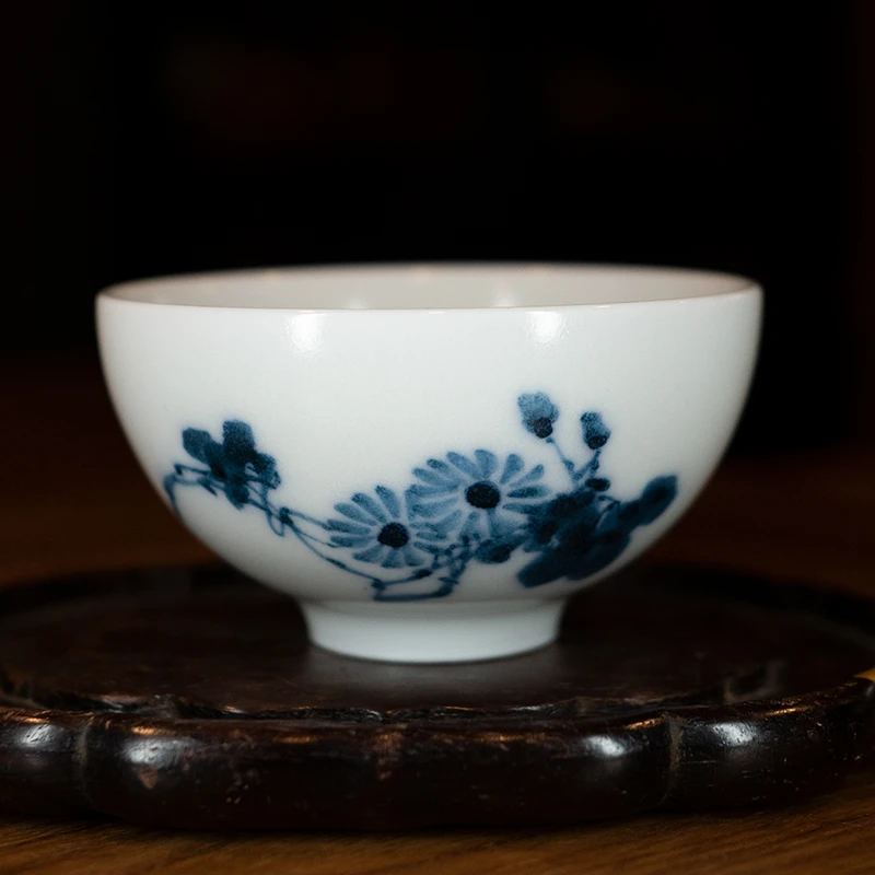 龙圣华苑 台湾刘钦莹天予窑早期手绘青花小雏菊主人杯名家茶杯