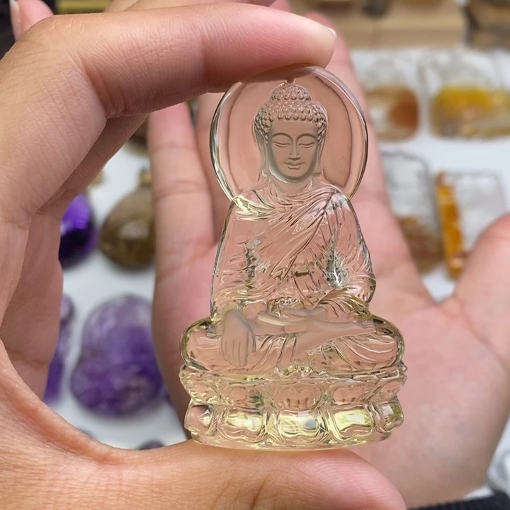 水晶颈饰未镶嵌李