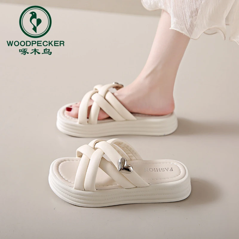 啄木鸟厚底拖鞋女夏季休闲外穿超火软底防滑凉拖2024新款沙滩凉鞋