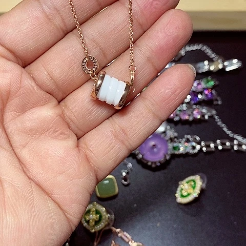 【闪购商品】玛瑙/玉髓耳钉合金