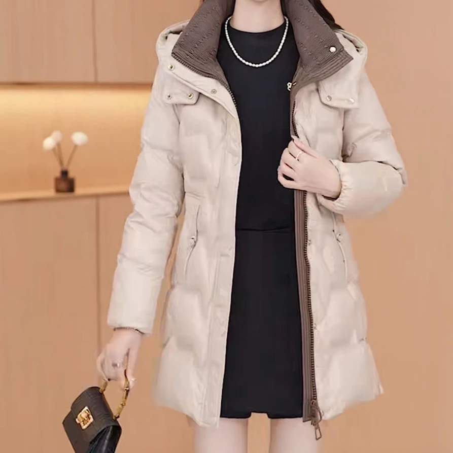 波司澄气质年冬季新款羽绒服女高档中长款修身连帽洋气白鸭绒外套
