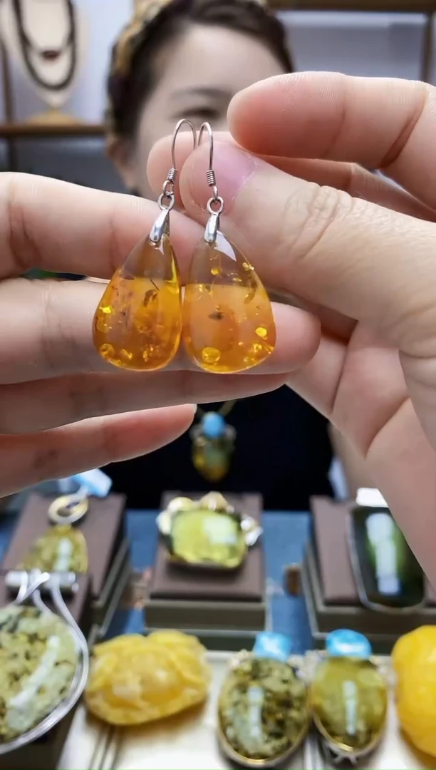【闪购商品】琥珀裸石银S925镶嵌花珀耳坠