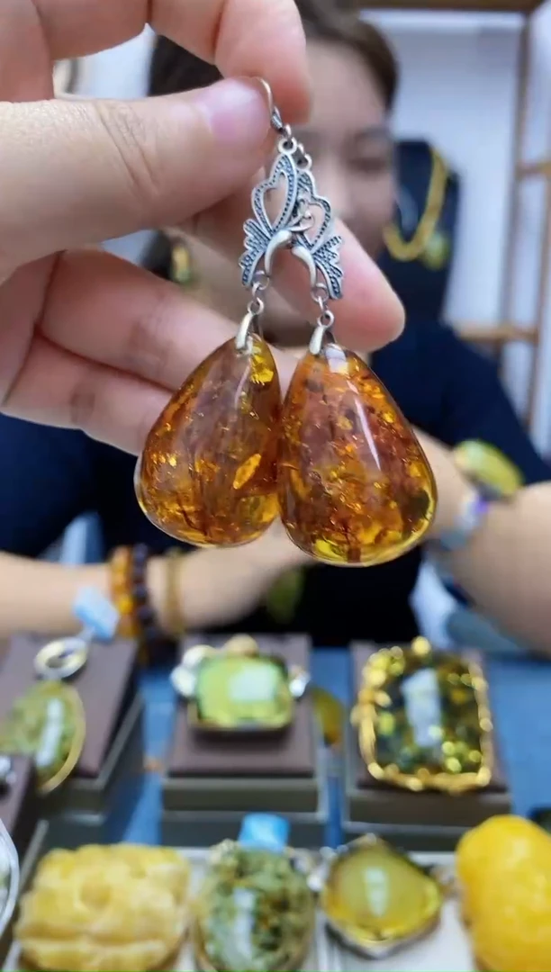【闪购商品】琥珀裸石银S925镶嵌花珀耳坠