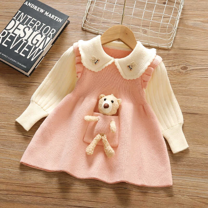 女童洋气卡通毛衣裙娃娃领连衣裙2025新款春秋儿童裙子周岁宝宝裙