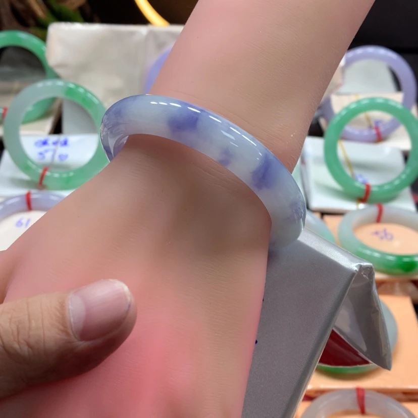 【闪购商品】翡翠手镯未镶嵌翡翠