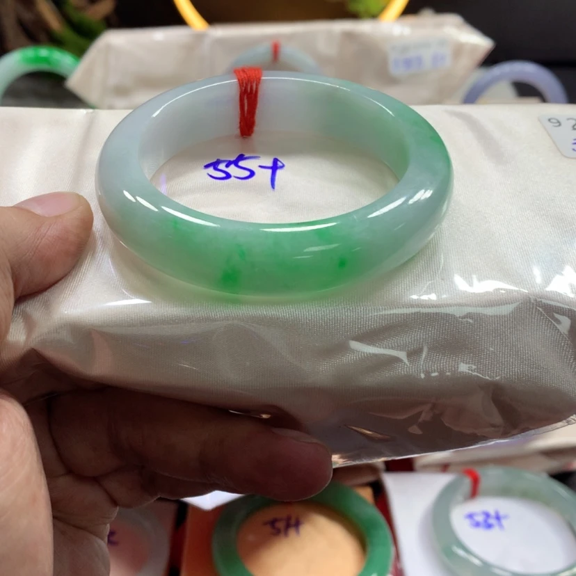 【闪购商品】翡翠手镯未镶嵌翡翠