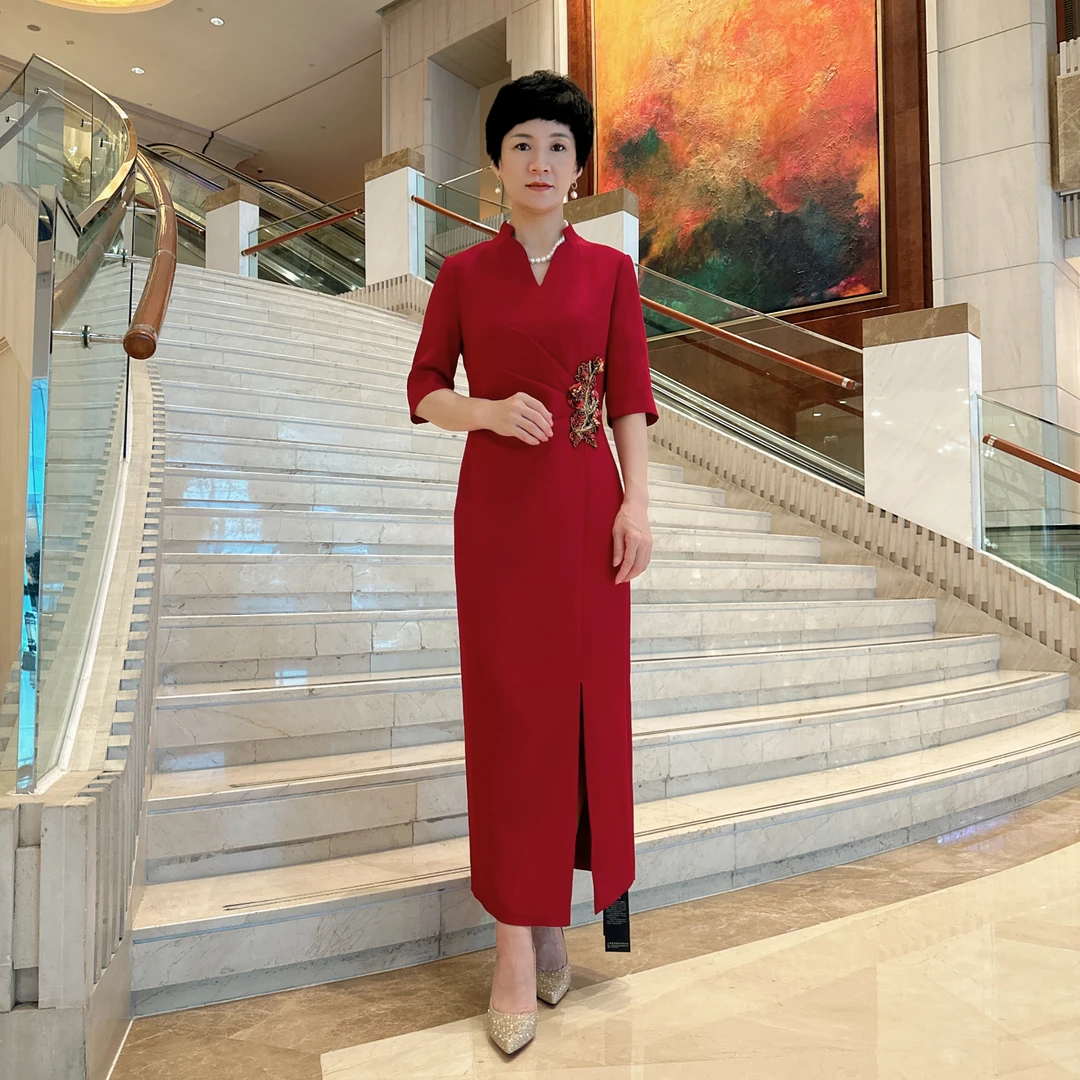0491新中式修身酒席直筒喜婆气质红色中袖新年礼服婚庆连衣裙