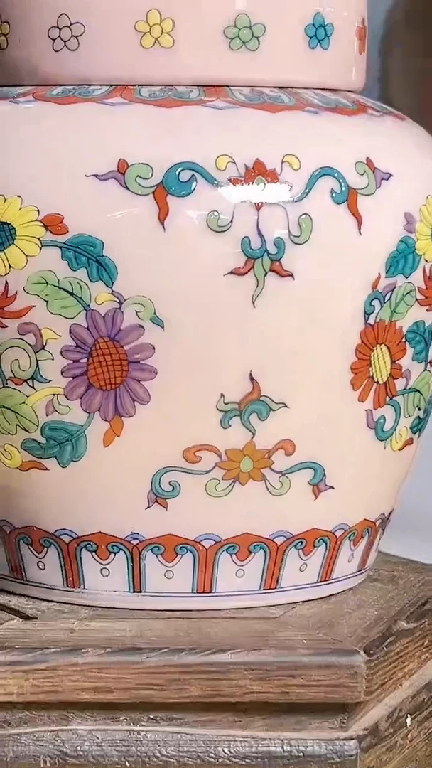 【闪购商品】瓷片706F现代工艺品一个