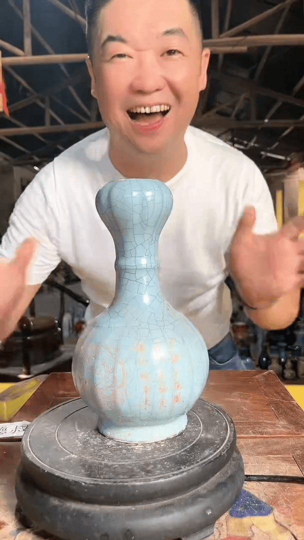 【闪购商品】摆件576F仿古瓷现代工艺品一个