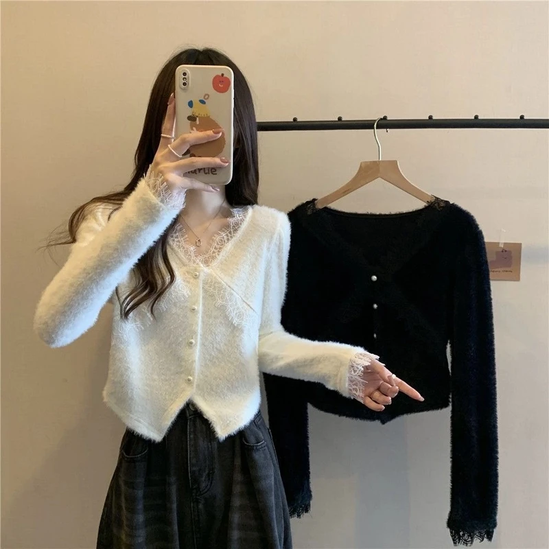 2024年韩版毛衣开衫女秋冬季修身蕾丝气质v领短款仿貂绒上衣