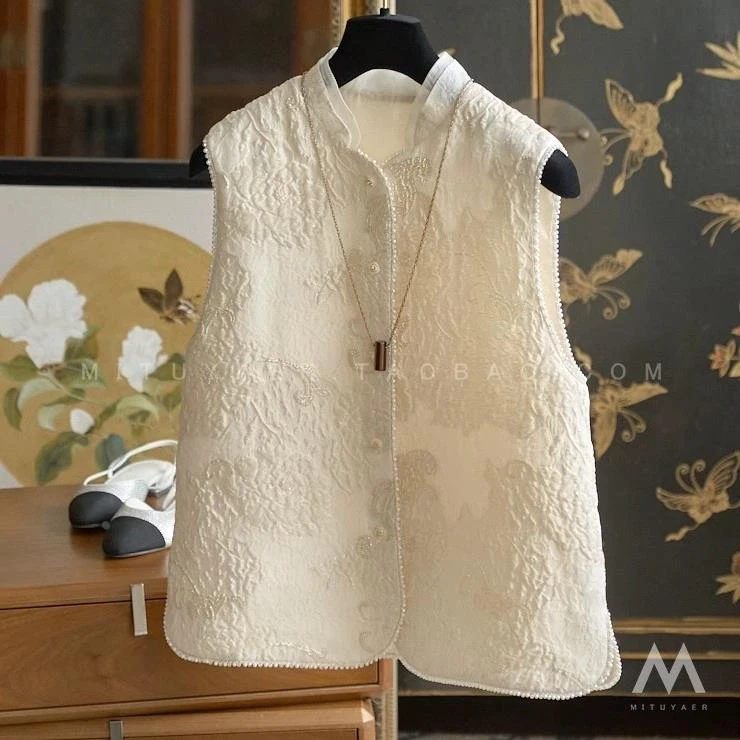 适用于欧货重工浮雕提花坎肩马甲女春秋轻奢高级感钉珠镶边无袖马