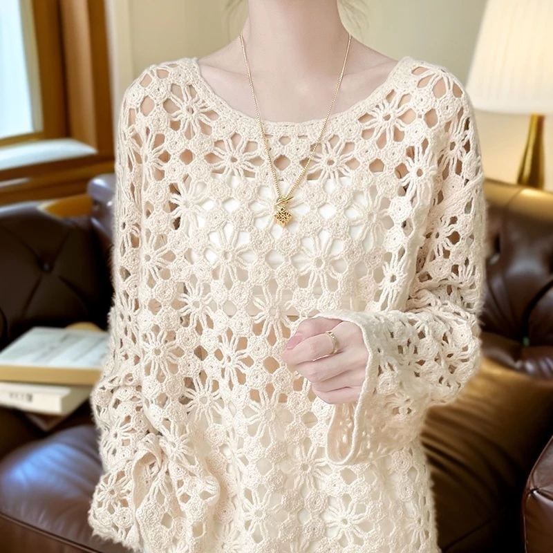 大码设计感镂空宽松长袖针织衫女早秋胖mm显瘦遮肉别致绝美小上衣