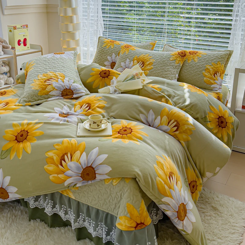 2024新款韩版A+秋冬加厚保暖双面牛奶绒荷叶边床盖三件套四件套