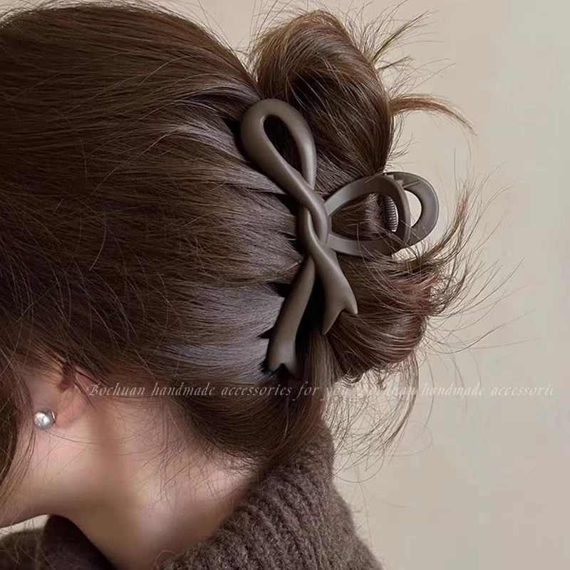 鲨鱼夹秋冬大号高级感头发抓夹磨砂法式气质蝴蝶结飘带发夹小发饰