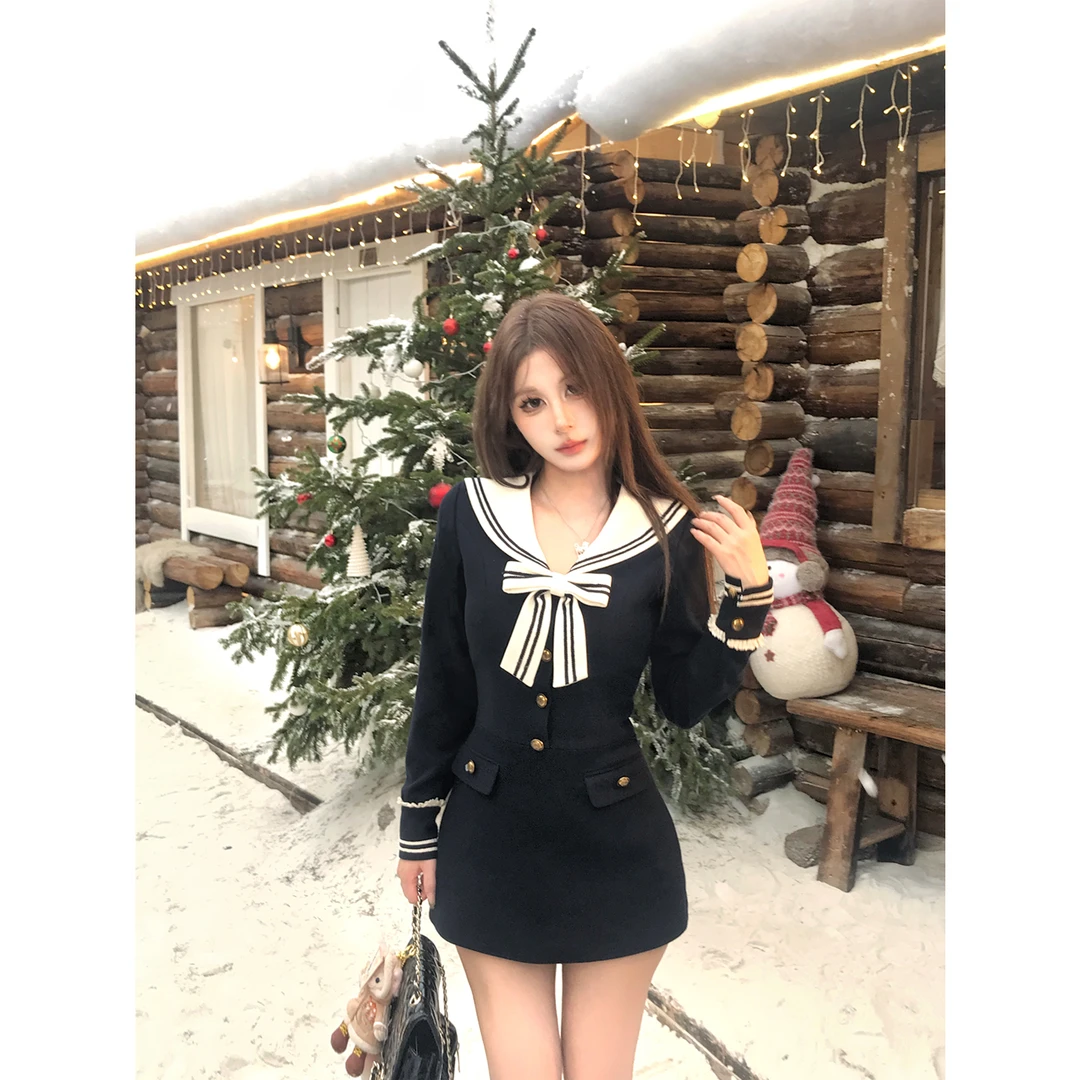 【心动学姐】秋冬打底新款连衣裙翻领系甜辣长袖秋冬设计感显瘦