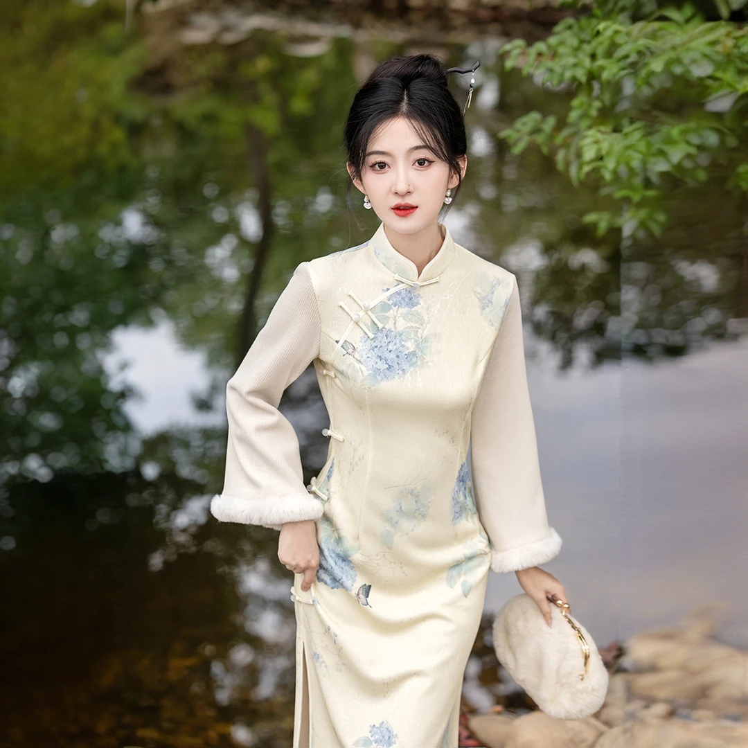 冬季旗袍2025年新款新中式年轻款长袖加绒保暖少女日常修身连衣裙