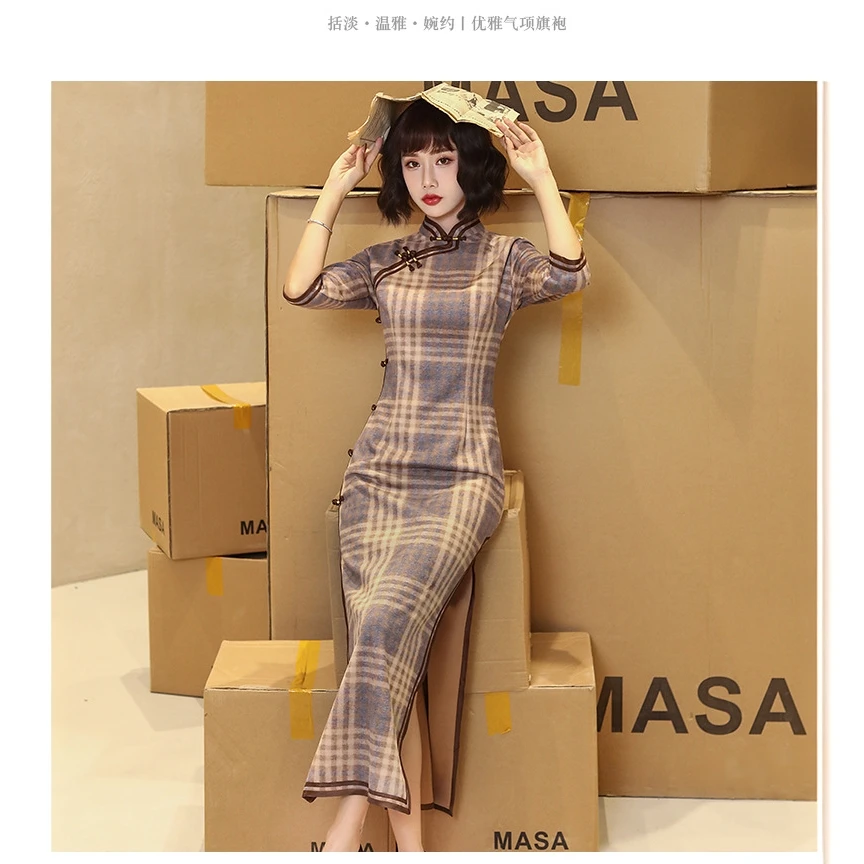 粉色旗袍2024新款年轻款新中式长袖改良版订婚连衣裙日常穿秋冬季