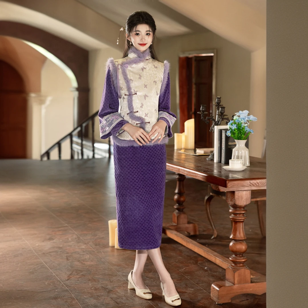 秋冬改良旗袍2024新款高端修身显瘦长袖气质加厚雪尼尔紫色连衣裙