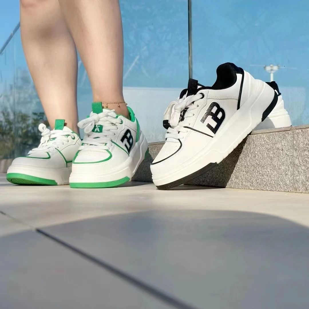 新品011#款时尚运动休闲鞋