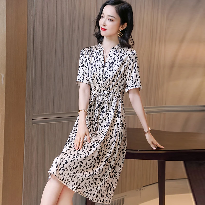 杭州丝绸女装2024年新款夏季爆款时尚真丝桑蚕丝连衣裙洋气裙子潮